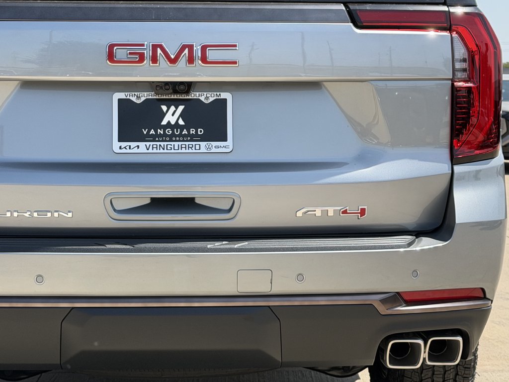 2026 GMC Yukon AT4 Ultimate - Photo 4