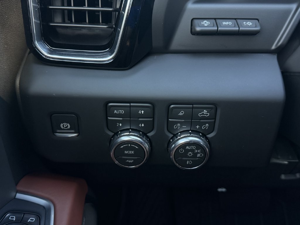 2026 GMC Sierra 2500HD Denali Ultimate - Photo 19