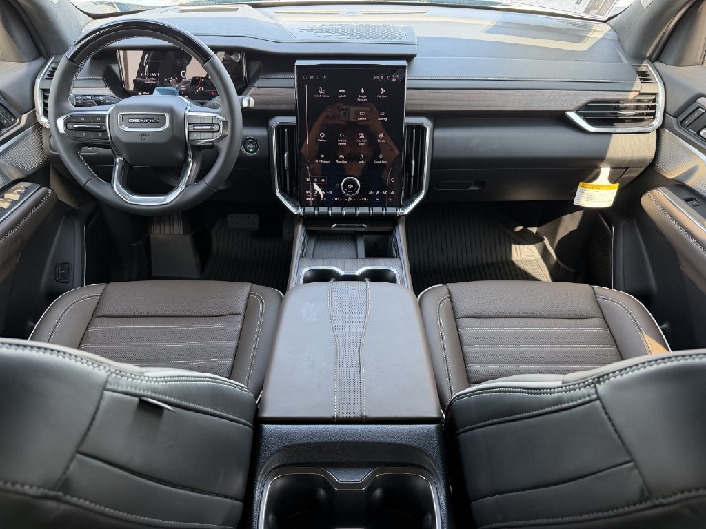 2027 GMC Acadia Denali Ultimate - Photo 10