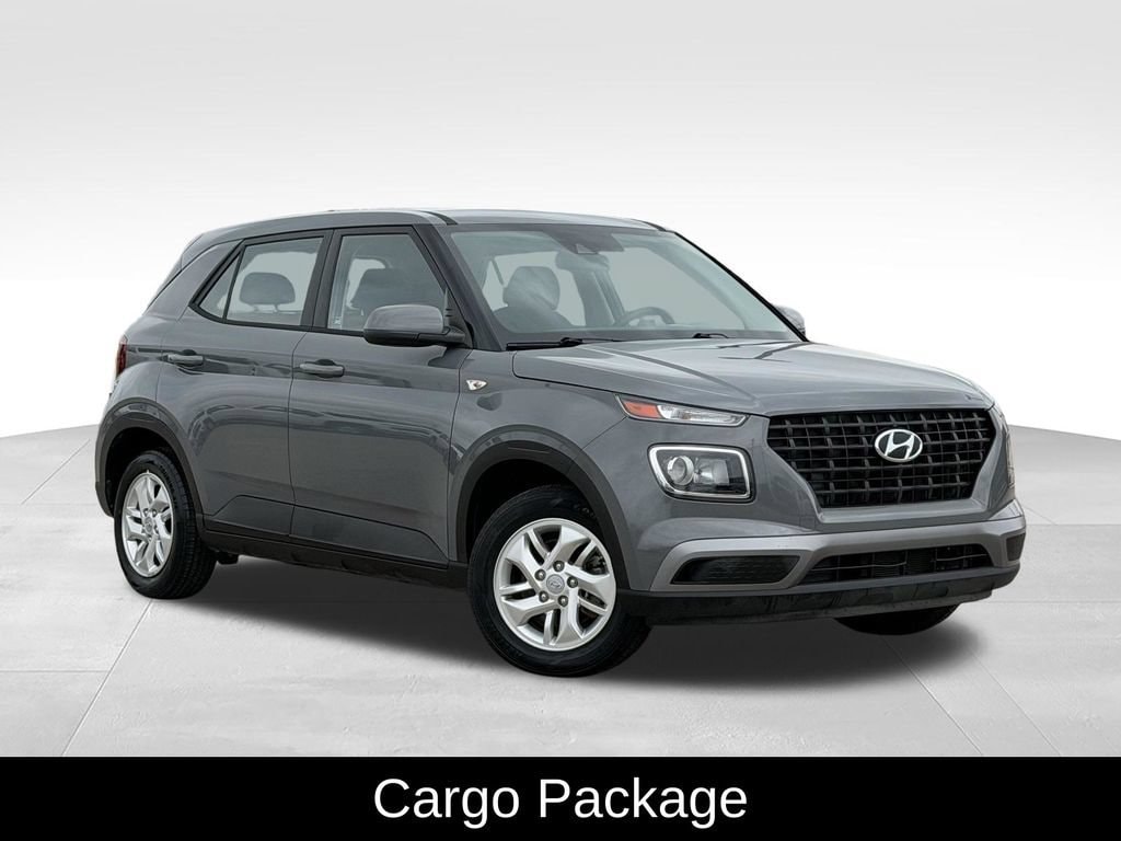 Used 2021 Hyundai Venue SE SUV