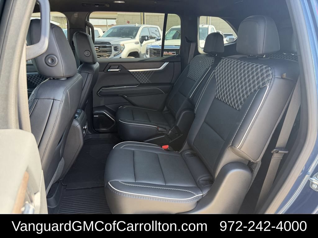 2026 GMC Acadia Denali - Photo 26
