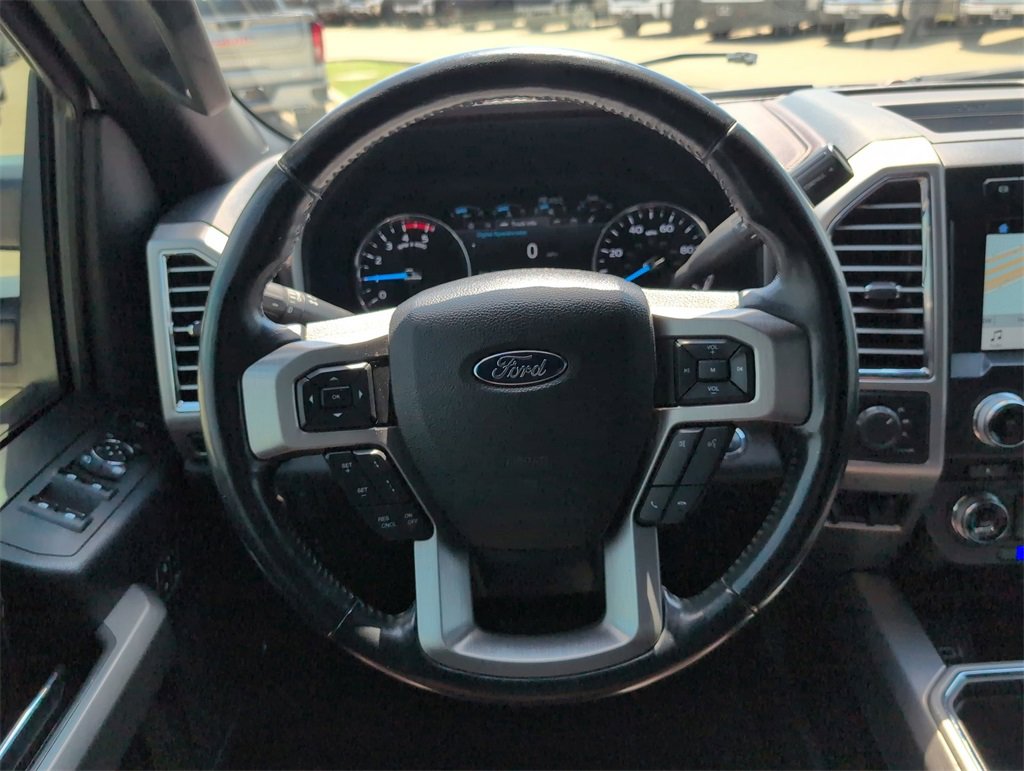 2017 Ford F-350 Platinum photo 4