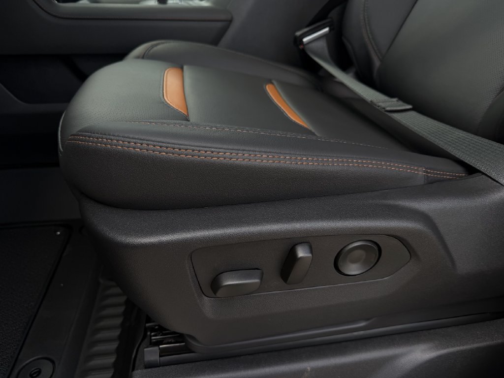 2026 GMC Sierra 2500HD AT4 - Photo 23