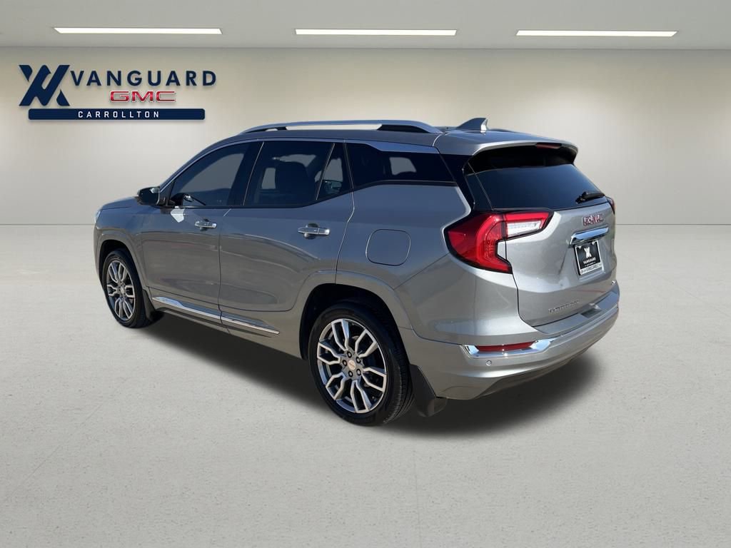 2023 Gmc Terrain Denali photo 2