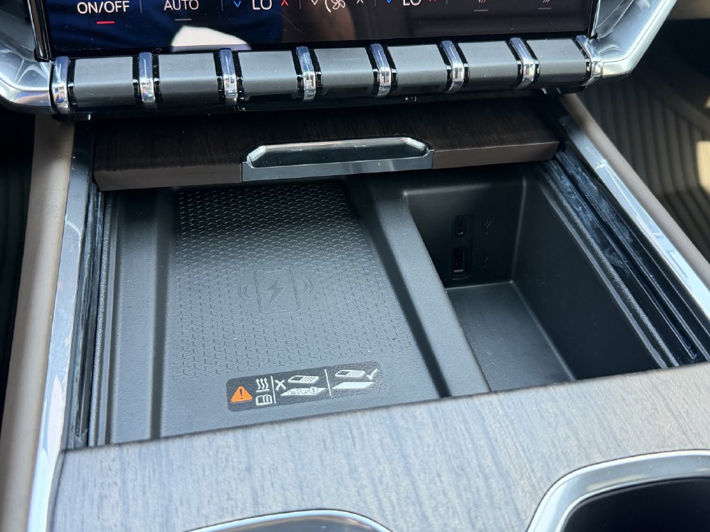 2027 GMC Acadia Denali Ultimate - Photo 18