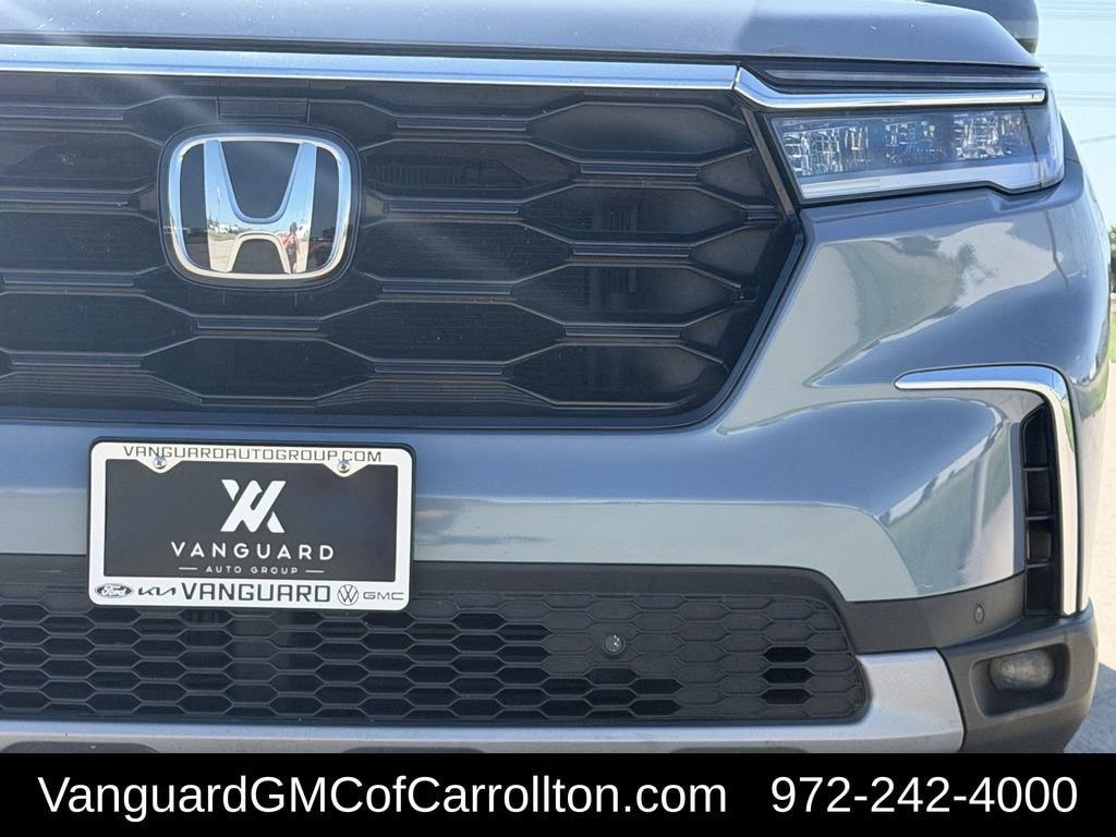 Used 2025 Honda Pilot Touring SUV