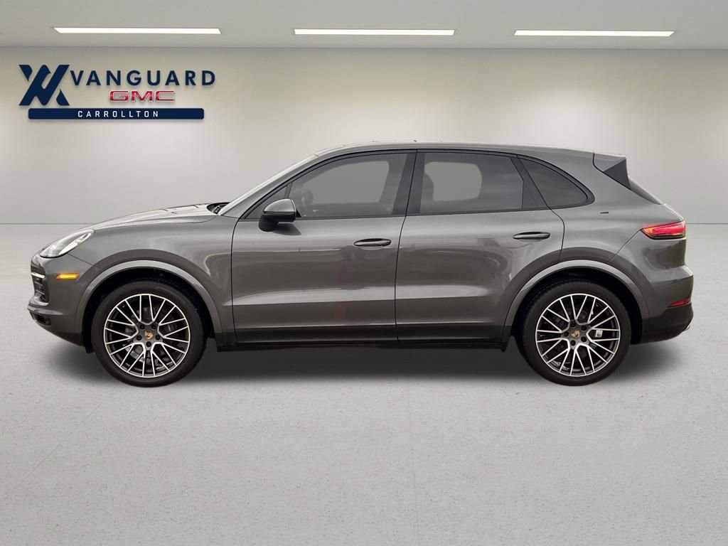 2020 Porsche Cayenne Base photo 2