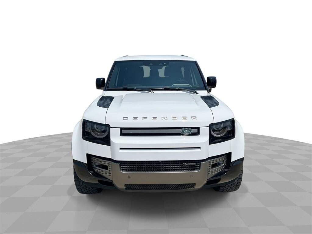 2022 Land Rover Defender 90 X-Dynamic SE photo 3