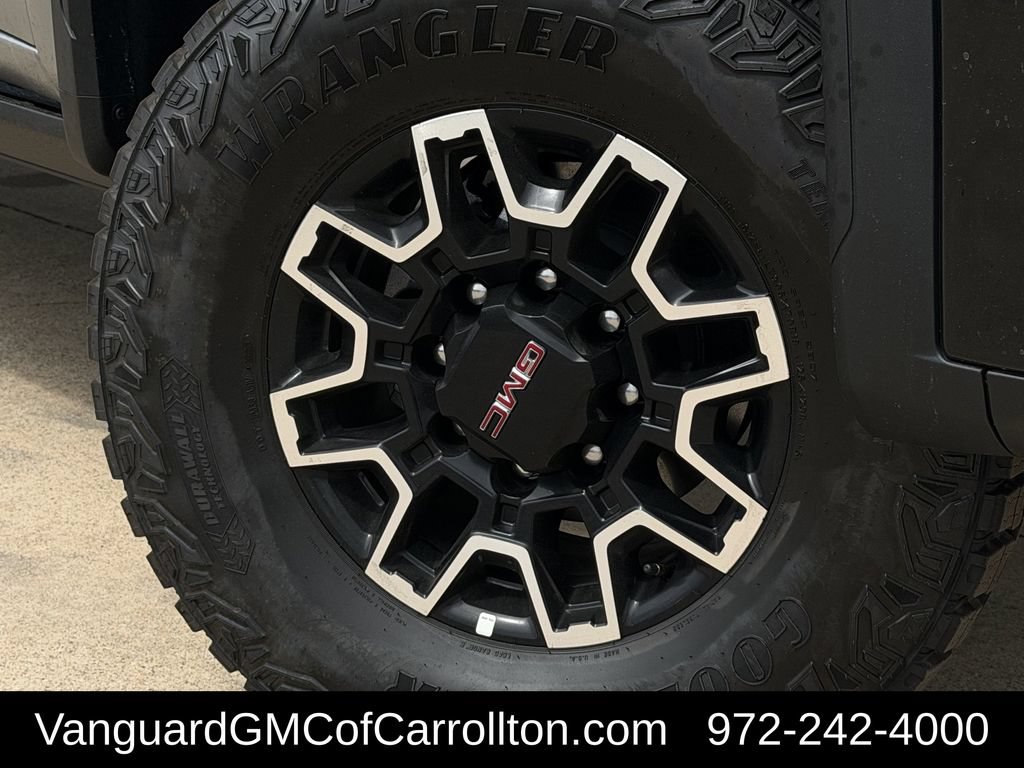 2026 GMC Sierra 2500HD AT4X - Photo 9