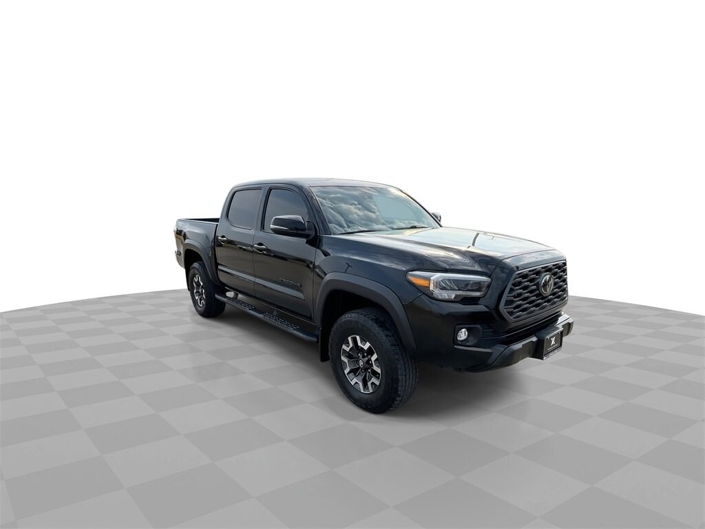 2022 Toyota Tacoma TRD photo 2