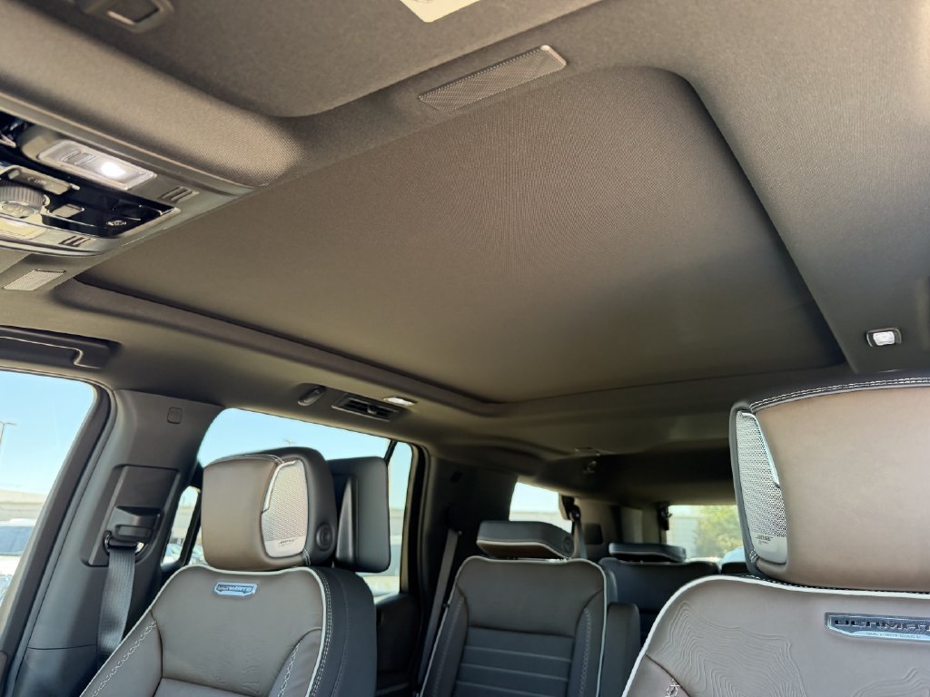 2027 GMC Yukon Denali Ultimate - Photo 22