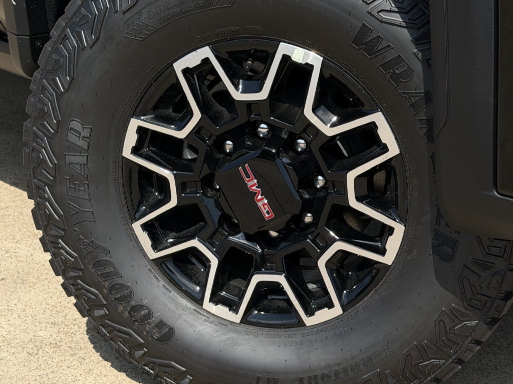 2026 GMC Sierra 2500HD AT4X - Photo 9