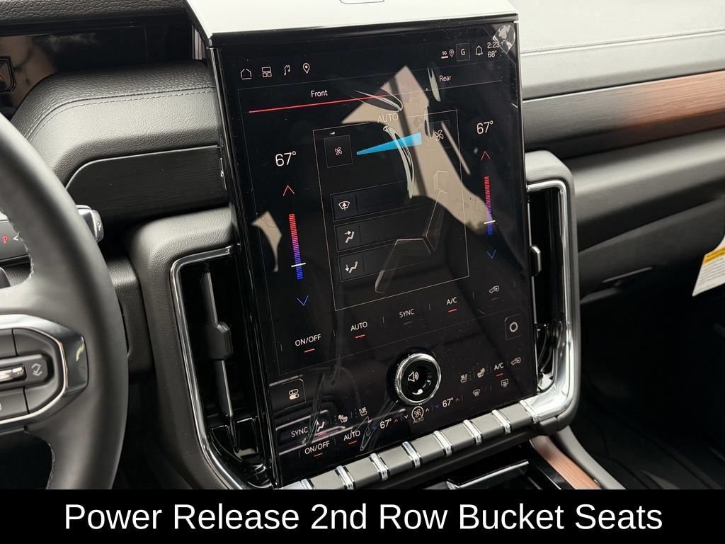 2026 GMC Yukon XL Denali - Photo 18