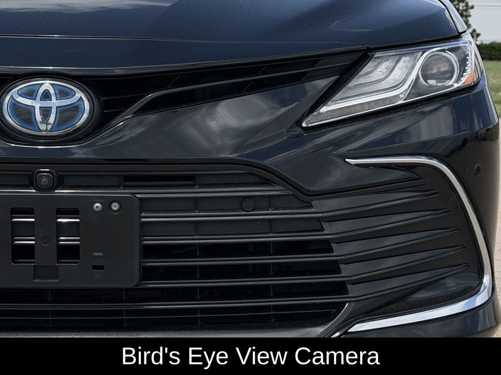 Used 2021 Toyota Camry Hybrid XLE
