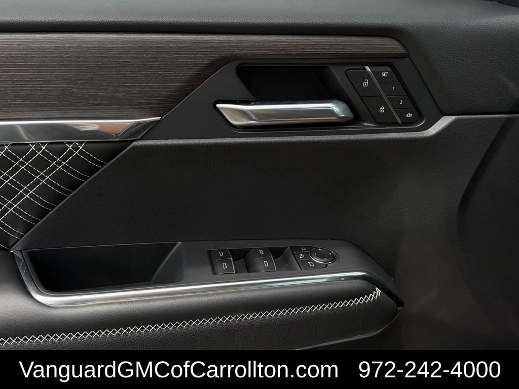 2026 GMC Acadia Denali - Photo 23