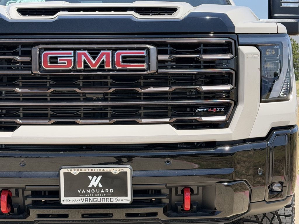 2026 GMC Sierra 2500HD AT4X - Photo 8