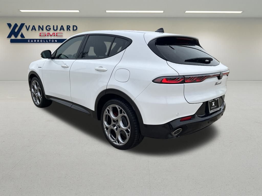 2024 Alfa Romeo Tonale Veloce photo 3