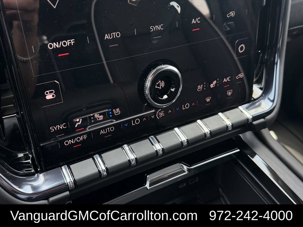 2026 GMC Yukon AT4 Ultimate - Photo 17