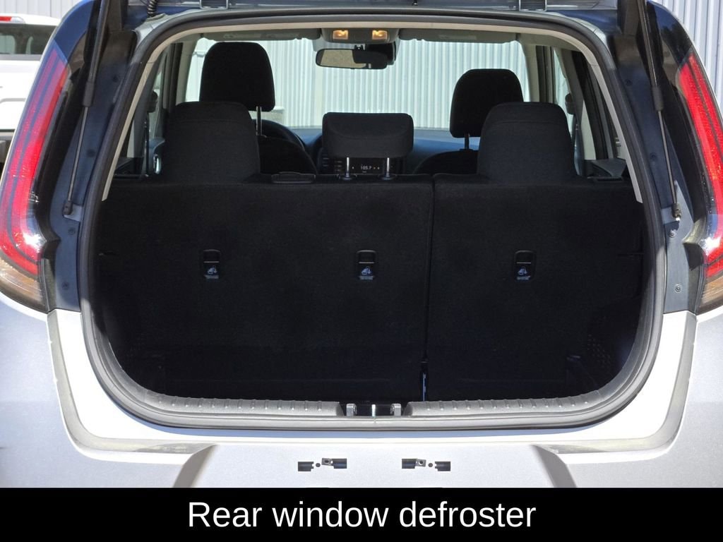 2023 Kia Soul LX - Photo 9