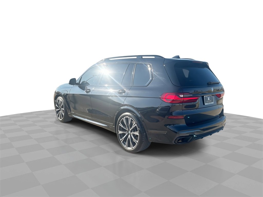 2021 Bmw X7 M50i photo 3