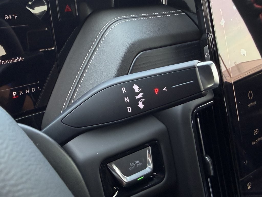 2026 GMC Yukon AT4 Ultimate - Photo 14