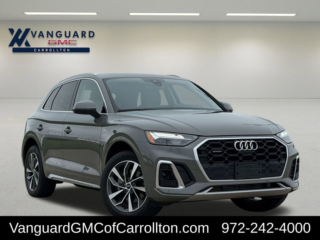 2024 Audi Q5 45 Premium Plus's photo