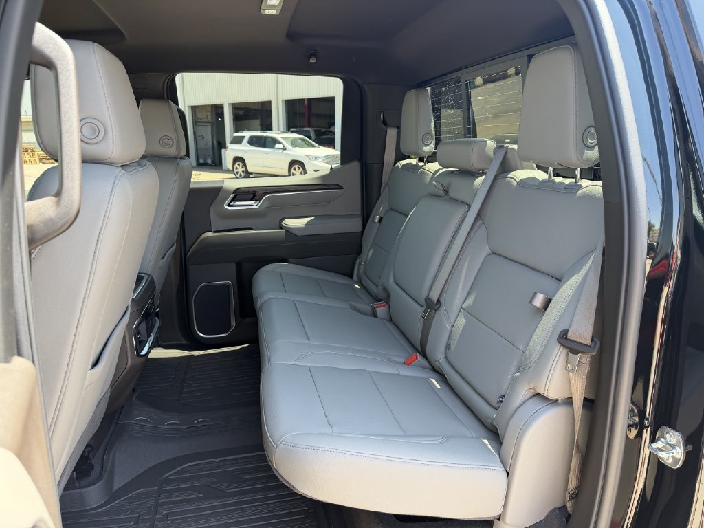2026 GMC Sierra 1500 SLT - Photo 23