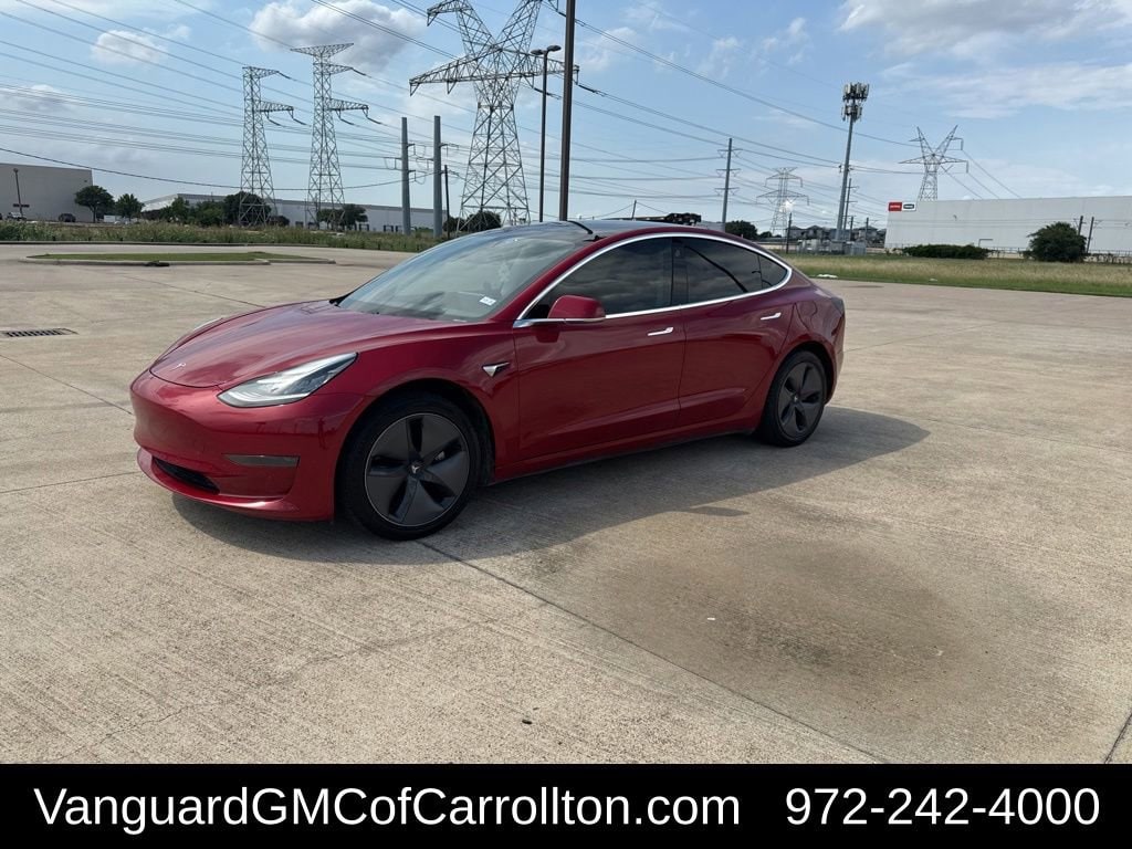 2019 Tesla Model 3 Standard Range Plus's photo