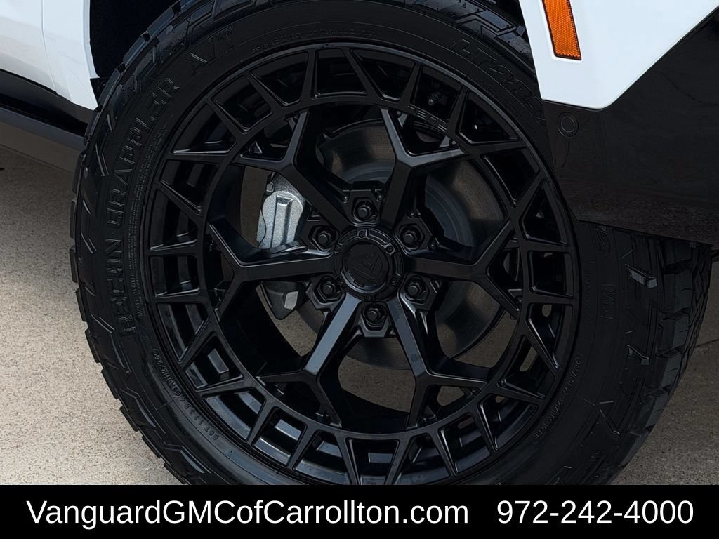 2026 GMC Yukon XL AT4 - Photo 10