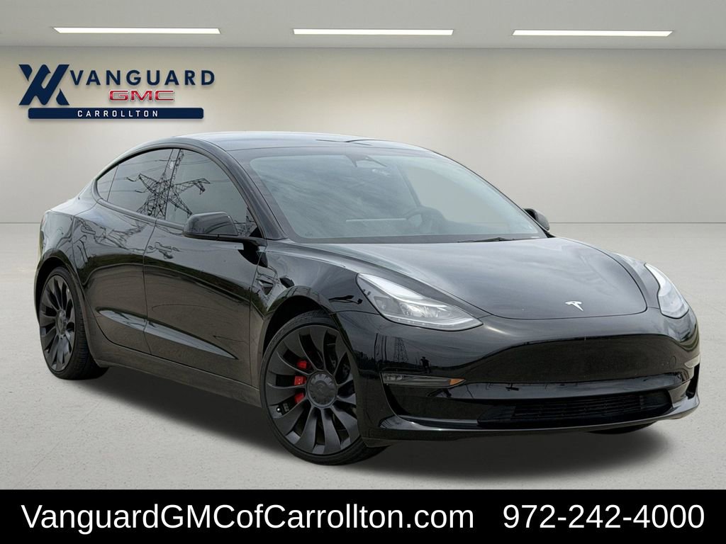 2023 Tesla Model 3 Performance's photo