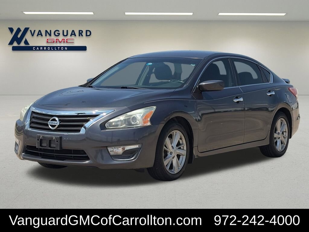 Used 2013 Nissan Altima 2.5 SV Sedan