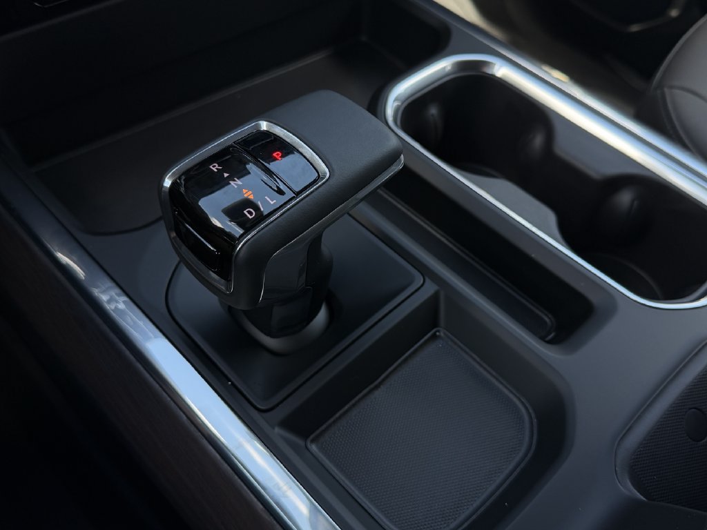 2026 GMC Sierra 1500 SLT - Photo 15