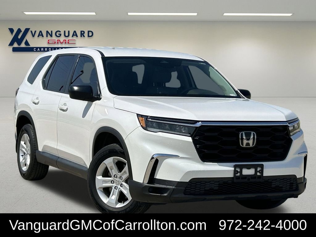 Used 2023 Honda Pilot 2WD LX SUV