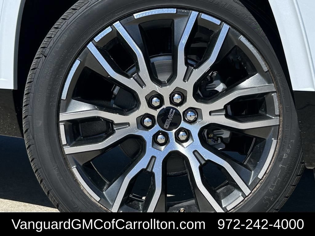 2026 GMC Acadia Denali Ultimate - Photo 9