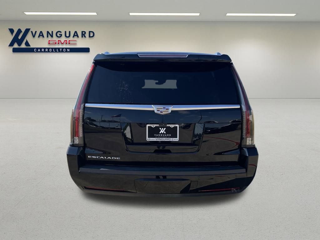 2020 Cadillac Escalade ESV Luxury photo 3