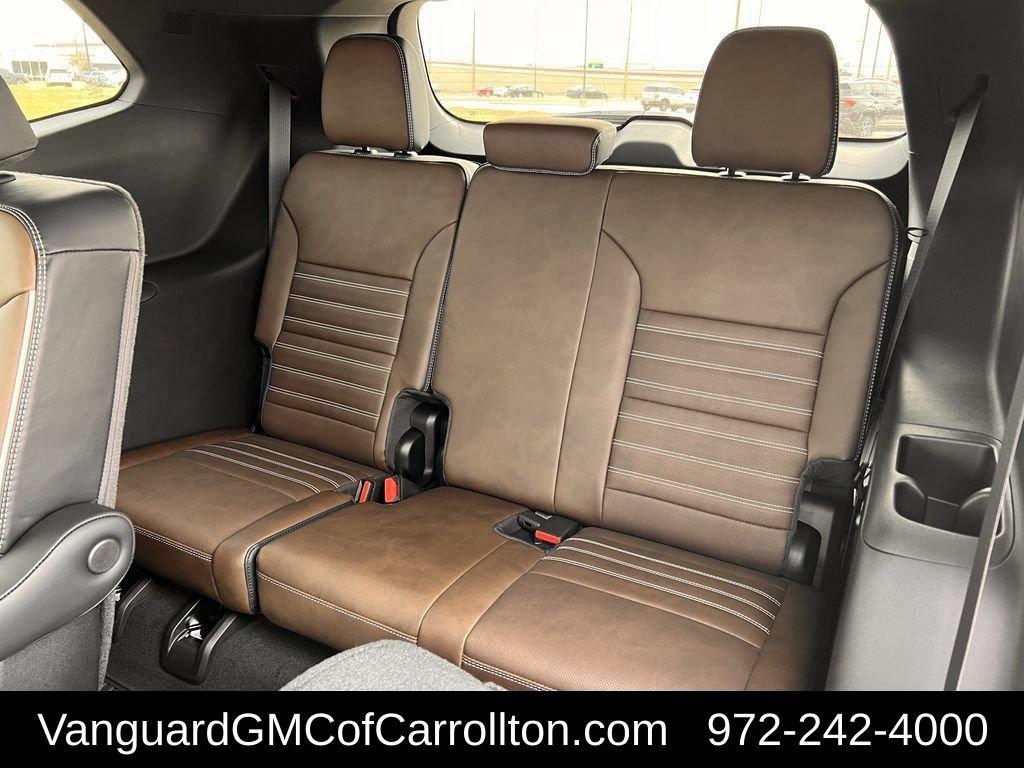 2026 GMC Acadia Denali Ultimate - Photo 27