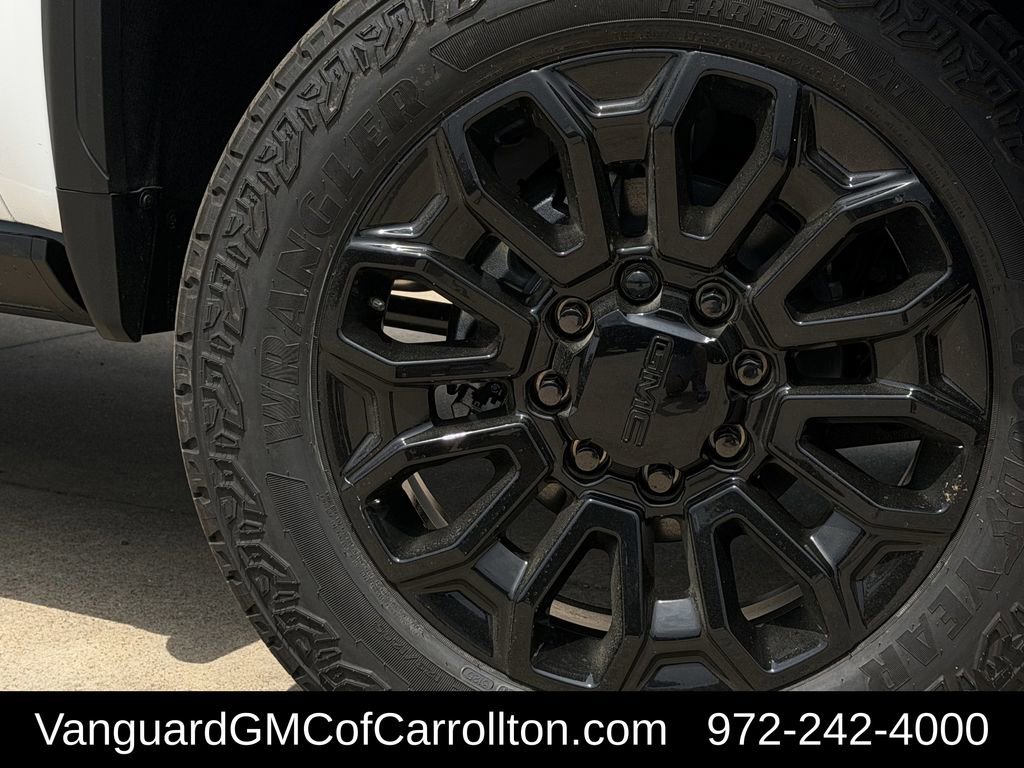 2026 GMC Sierra 2500HD AT4 - Photo 9
