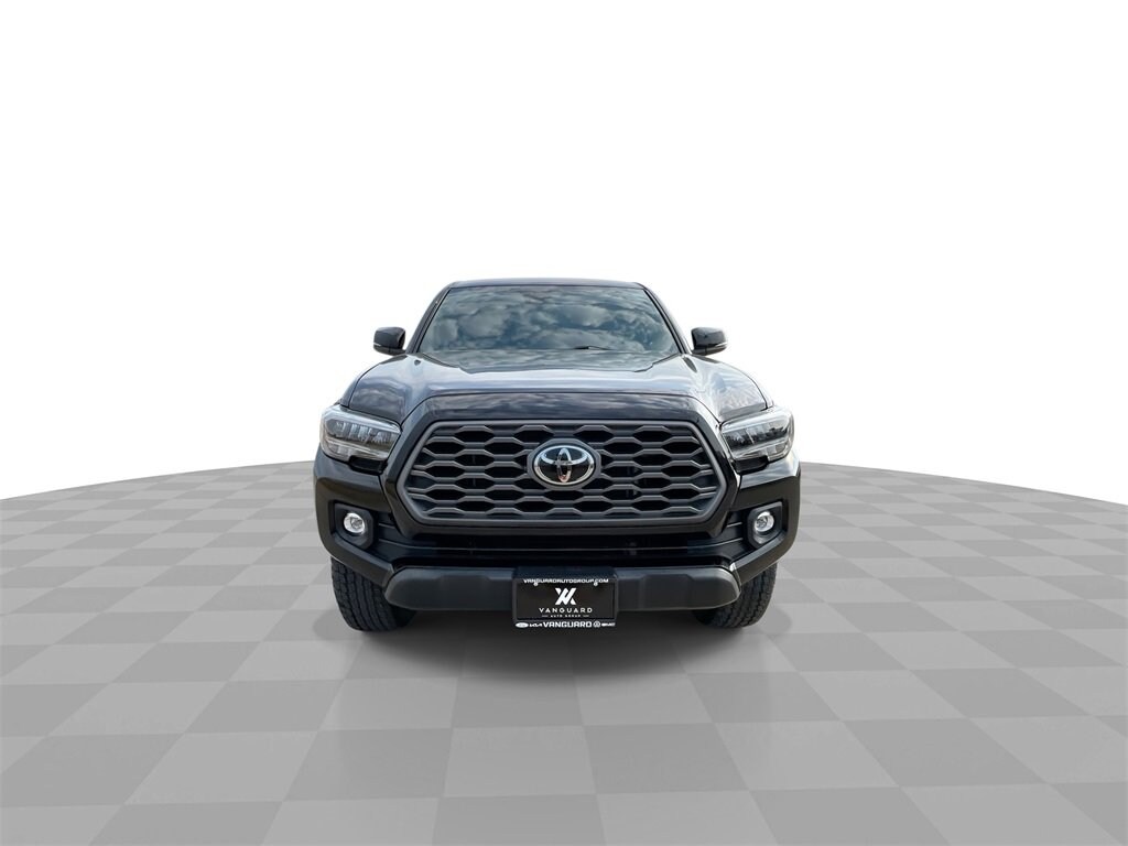 2022 Toyota Tacoma TRD photo 3