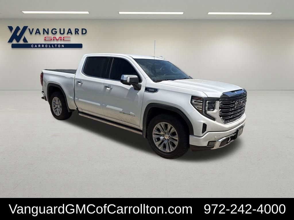 2023 GMC Sierra 4WD Crew Cab Short Box Denali's photo