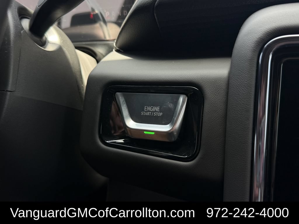 2026 GMC Yukon AT4 Ultimate - Photo 19
