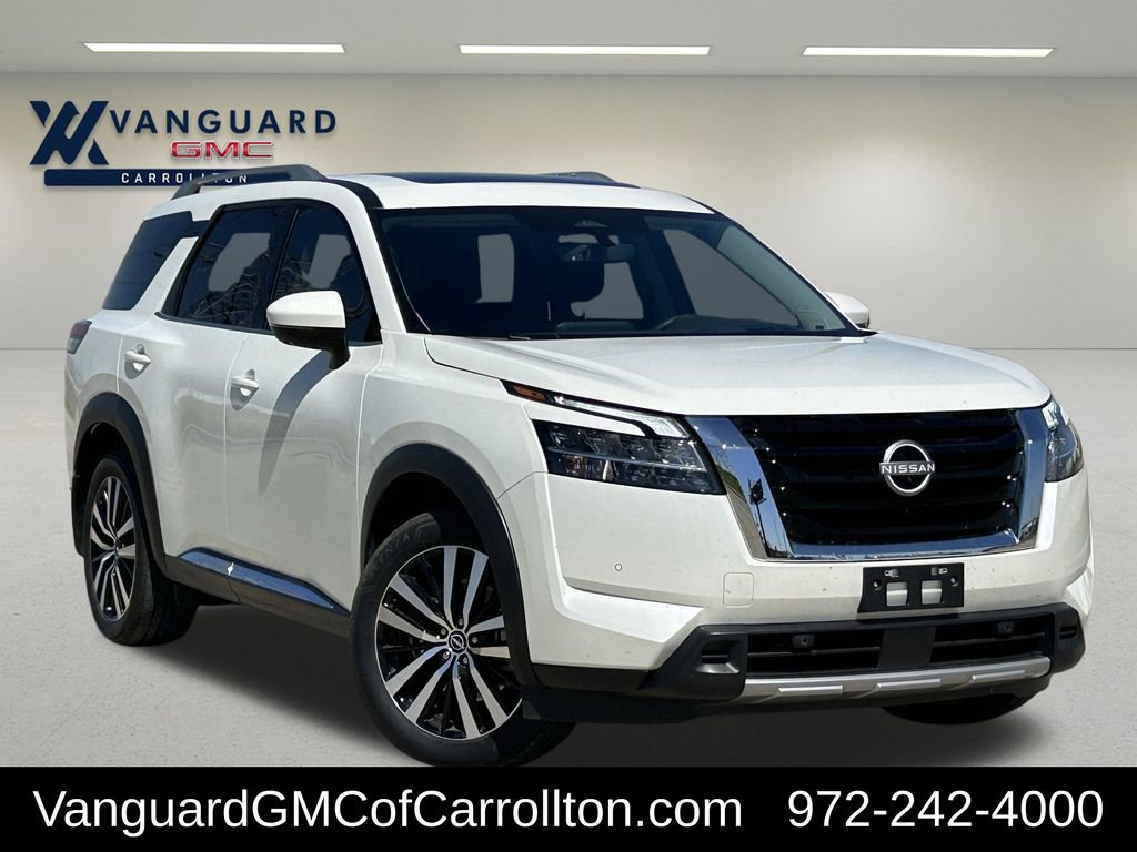 2024 Nissan Pathfinder Platinum