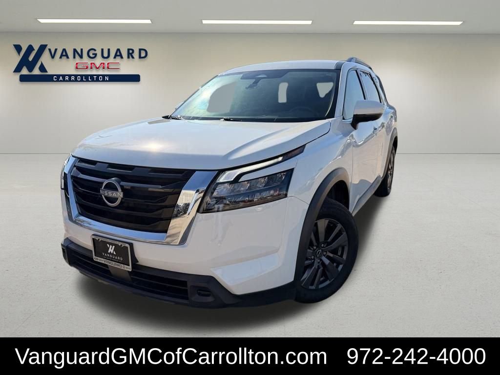 2024 Nissan Pathfinder SV