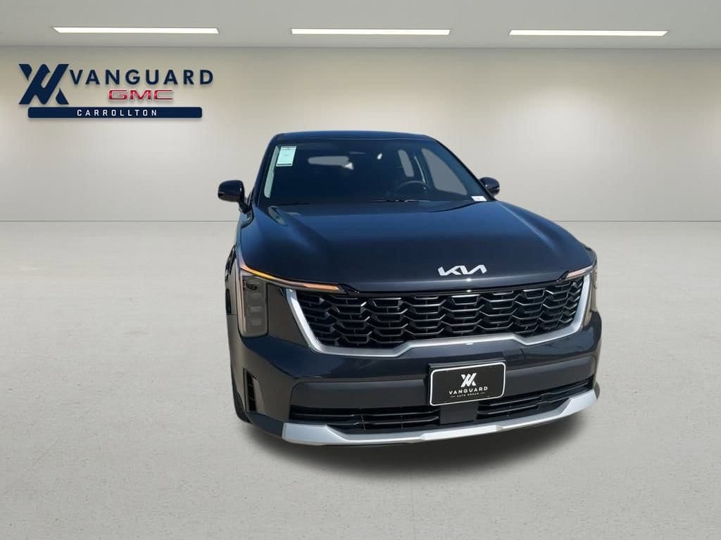 Used 2025 Kia Sorento LX SUV