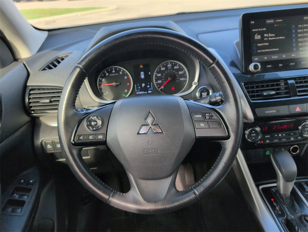 2022 Mitsubishi Eclipse Cross SE photo 4