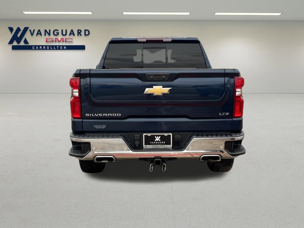 2022 Chevrolet Silverado 1500 LTZ photo 4