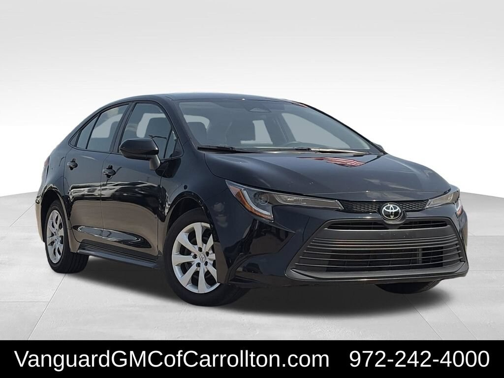 Used 2025 Toyota Corolla LE Sedan