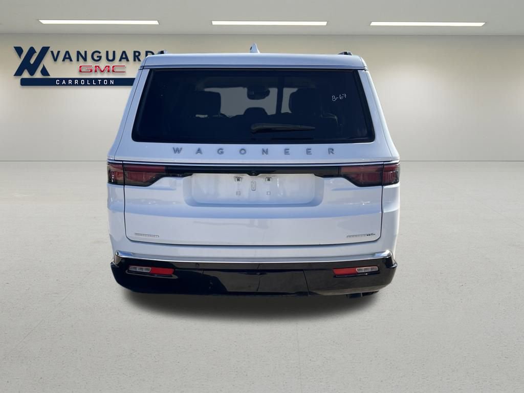 2023 Jeep Wagoneer L Series II photo 4