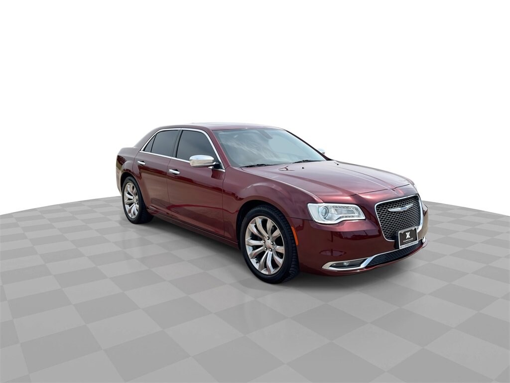 2019 Chrysler 300 Limited photo 2