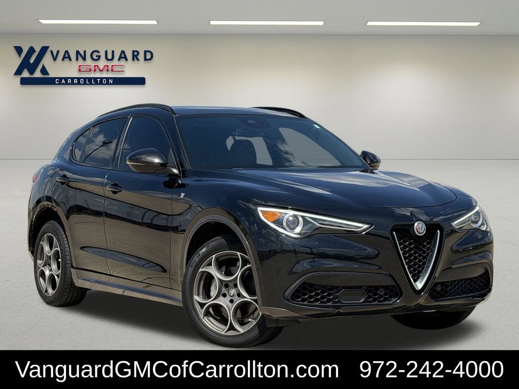2022 Alfa Romeo Stelvio Ti AWD's photo
