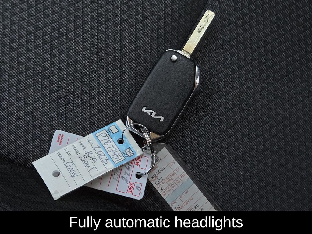 2023 Kia Soul LX - Photo 69